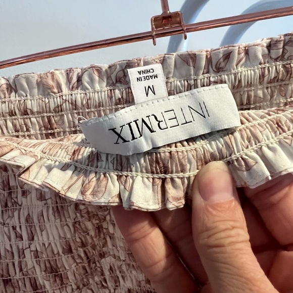 Set - INTERMIX Poppy Floral Cotton Crop Top and Mini skirt - Picture 9 of 9